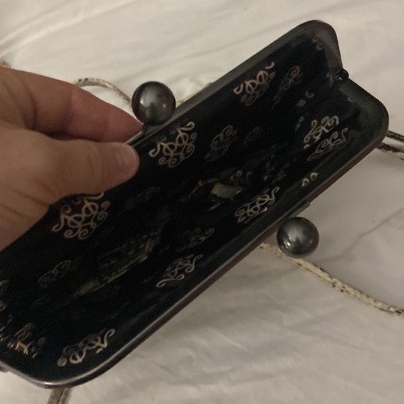 Bundle 2 small purses snake skin Jessica Simpson and small tan gold accents - Picture 5 of 5